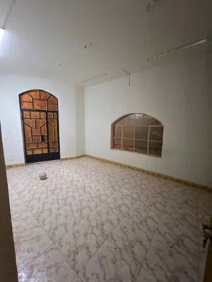 بيت للإيجار بالخربطلية بناء متوسط
