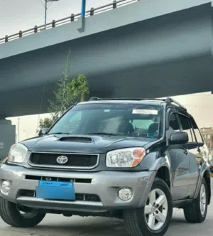 Used Toyota RAV 4 in Sana'a