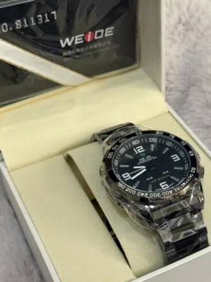 تصفية بضاعة - 4 ساعات WEIDE أصلية