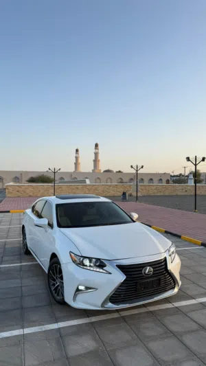 Used Lexus ES in Muscat