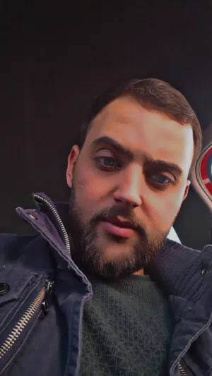 ايهم المشني 