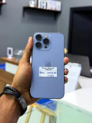 iPhone 13 Pro 256 GB with above 90% Battery Health - Smooth condition device
