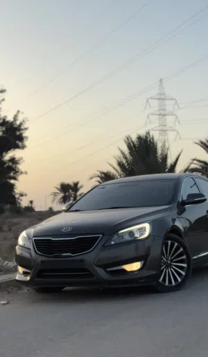 Used Kia Cadenza in Tripoli
