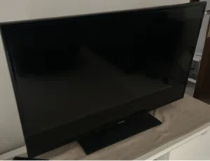 For Sale: Samsung 46′′ Full HD 3D LED TV — Model UA46EH6030R