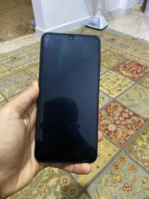 سلام عليكم A17 جديد للبيع سعر 1200قبل النقاش تلفون جديد قاعد للبيع او تبديل بي آيفون أو نزيد فرق