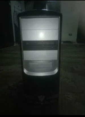 كمبيوتر 15 جيل ثالث رام 8 هارد 500