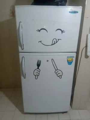 ثلاجه للبيع حاله وكاله