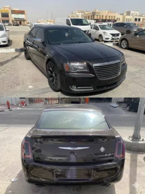 للبيع كرايسلر 2013 V8