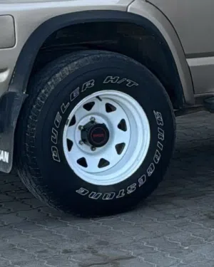 للبيع او البدل رنجات نيسان بترول مقاس 16