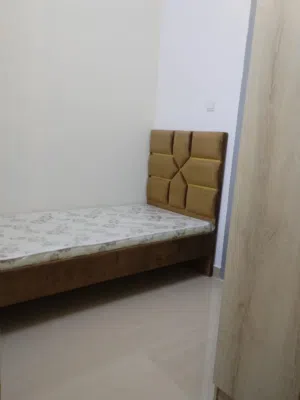 برتيشنات للاجار سكن هادي ونظيف قريبه من جميع خدمات عشاق النظافه والهدوء سكن موظفين شامل جميع