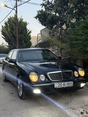 مرسيدس قرش ونص E200 للبيع