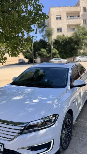 Used Volkswagen Lavida in Amman