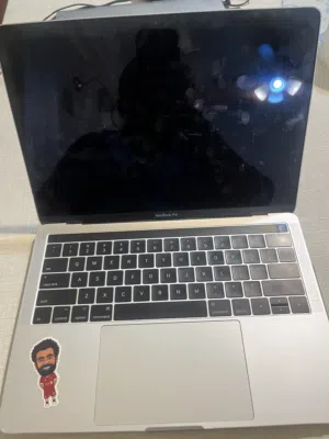 MacBook pro i5 screen needs replacement ماك بوك برو شاشه تحتاج تغيير