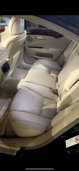 Used Lexus LS in Hail