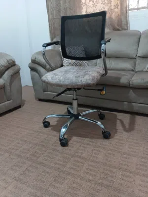 كرسي مكتب وكاله