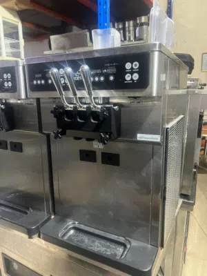ماكنه بوظه سوفت نفخ ممتازه للبيع