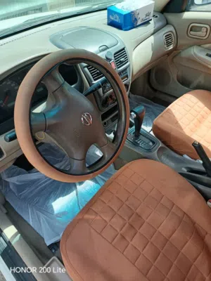 نيسان صني  موديل 2004