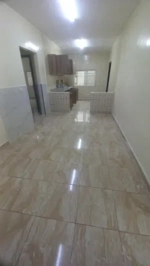 120 m2 4 Bedrooms Apartments for Rent in Zarqa Russayfah