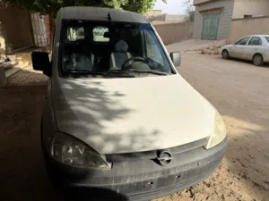 اوبل كومبو محرك 1.7 ديزل تجارية