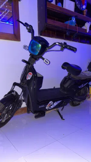 سكوتر كهربه للبيع