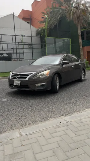 Used Nissan Altima in Hawally