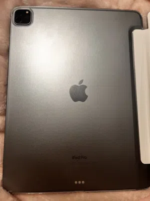 Apple iPad Pro 128 GB in Dubai