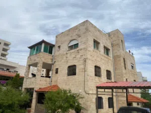200 m2 3 Bedrooms Apartments for Sale in Salt Other