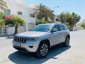 *JEEP GRAND CHEROKEE Limited 4×4*   *Single owner* *zero accident*Bahrain agency service*