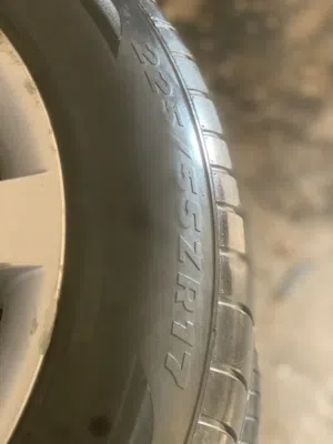 قمم للبيع مقاس 17