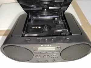 سوني USB و CD وراديو مع وصلة audio in