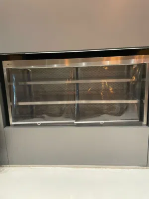 ثلاجة عرض تجارية كبيرة ماركة الأهلي للبيع