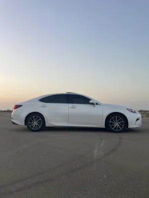 للبيع لكزس es350