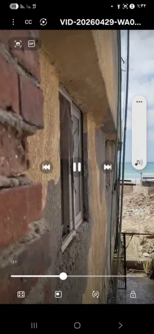شقة لؤطة عالبحر بسعر مغري جدآ