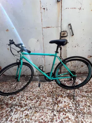 بايسكل رياضي ياباني c700  مستعمل نظيف جدا للبيع