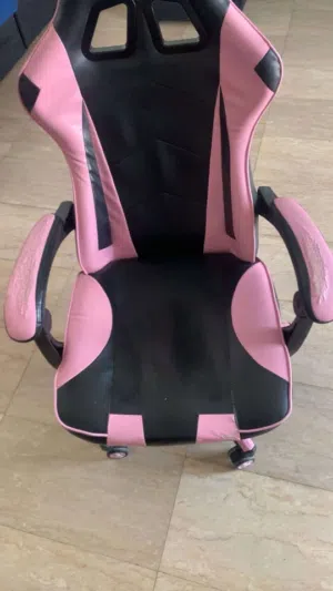 كرسي قيمنق او مكتبي