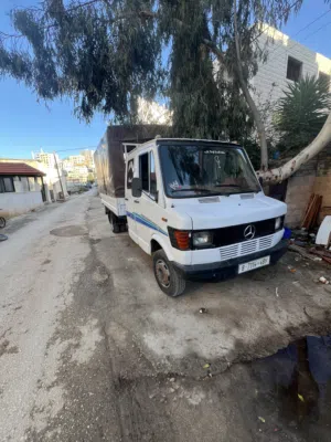 Used Mercedes Benz Other in Nablus
