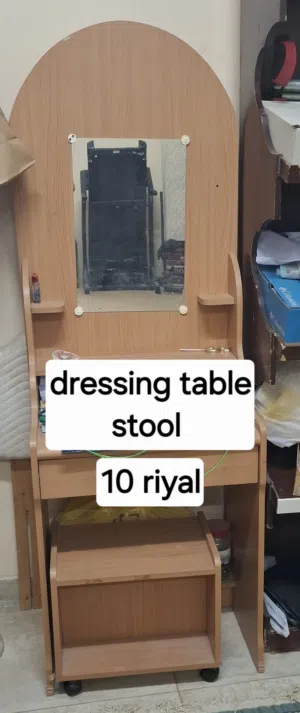 Dressing table