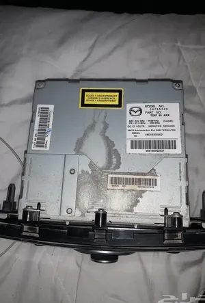 مسجل مازدا سي اكس 9 من 2008 إلى 2012 سبب البيع تبديل شاشه واللي يبي ياخذ الشاشه لا يشيل هم اموره طيب