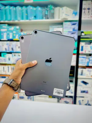 iPad Pro 11 in Muscat / Used Condition