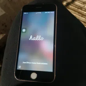 Apple iPhone 6S 64 GB in Salt