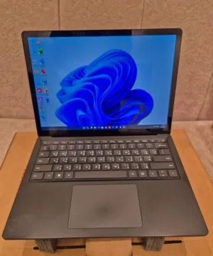 Microsoft Surface 4 - Core i7 11th Gen - 16gb Ram - 256gb Ssd - 13 Touchscreen