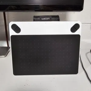 Wacom ctl 490 لوحي رسم احترافي