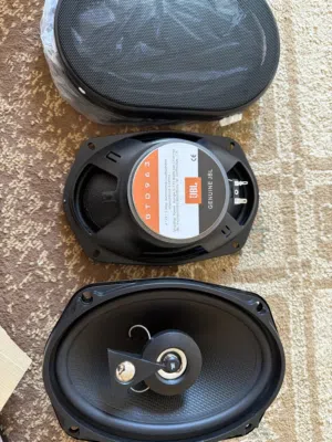 سماعات JBL