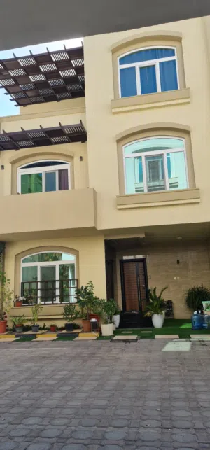 280 m2 5 Bedrooms Villa for Sale in Muscat Al Khoud
