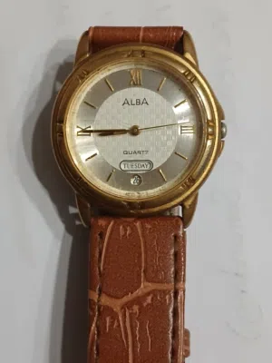للبيع ساعة ALBA ياباني أصلية موديل V733-X027