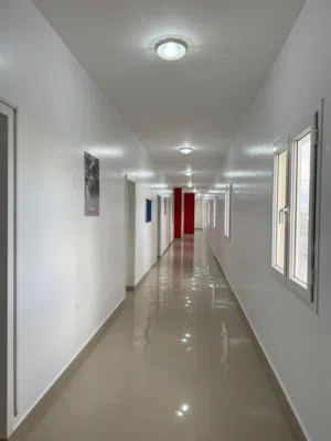 موقع تجاري للأيجار