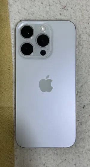Apple iPhone 15 Pro 256 GB in Al Batinah