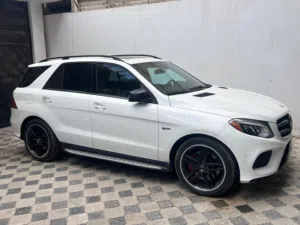 مرسيدس روووعه AMG 43 GLEموديل 2018 شبه زيرو