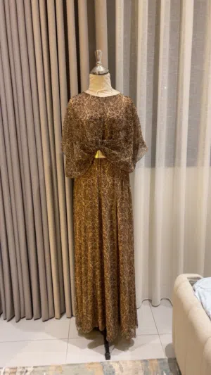 فستان سهرة ذهبي بلمعة