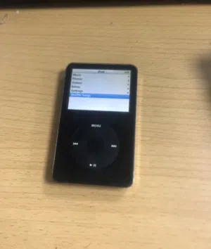 Apple iPod classic 30G 5th Gen